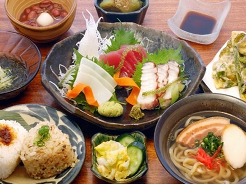 สไมล์โฮเต็ล โอกินาวานาฮะ Hotel ภายนอก รูปภาพ